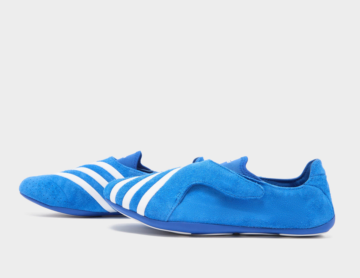 adidas x Pharrell Williams Vario Flat Earther