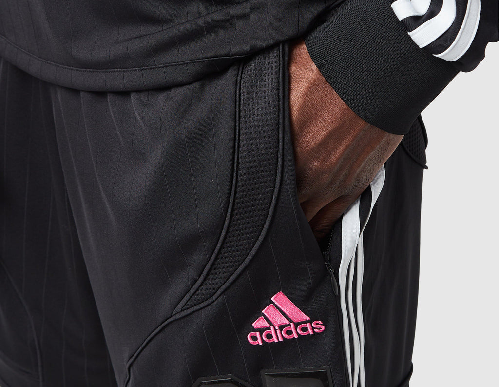 adidas x Sp5der Shorts